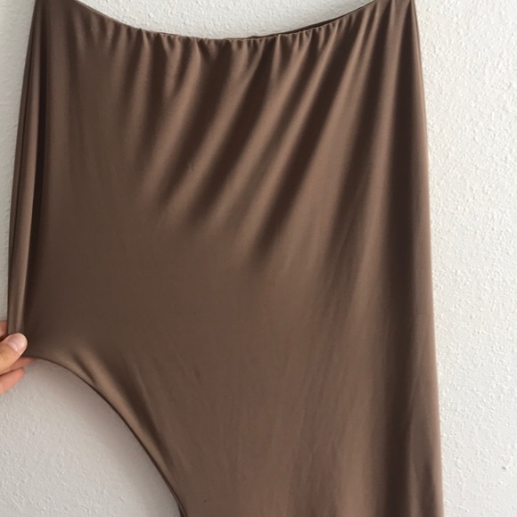 Skirt - Picture 2 of 2